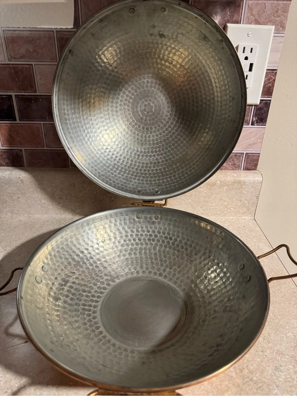 Set of Portuguese Hammered Copper Roasting Pans with Lid - Copper Finish